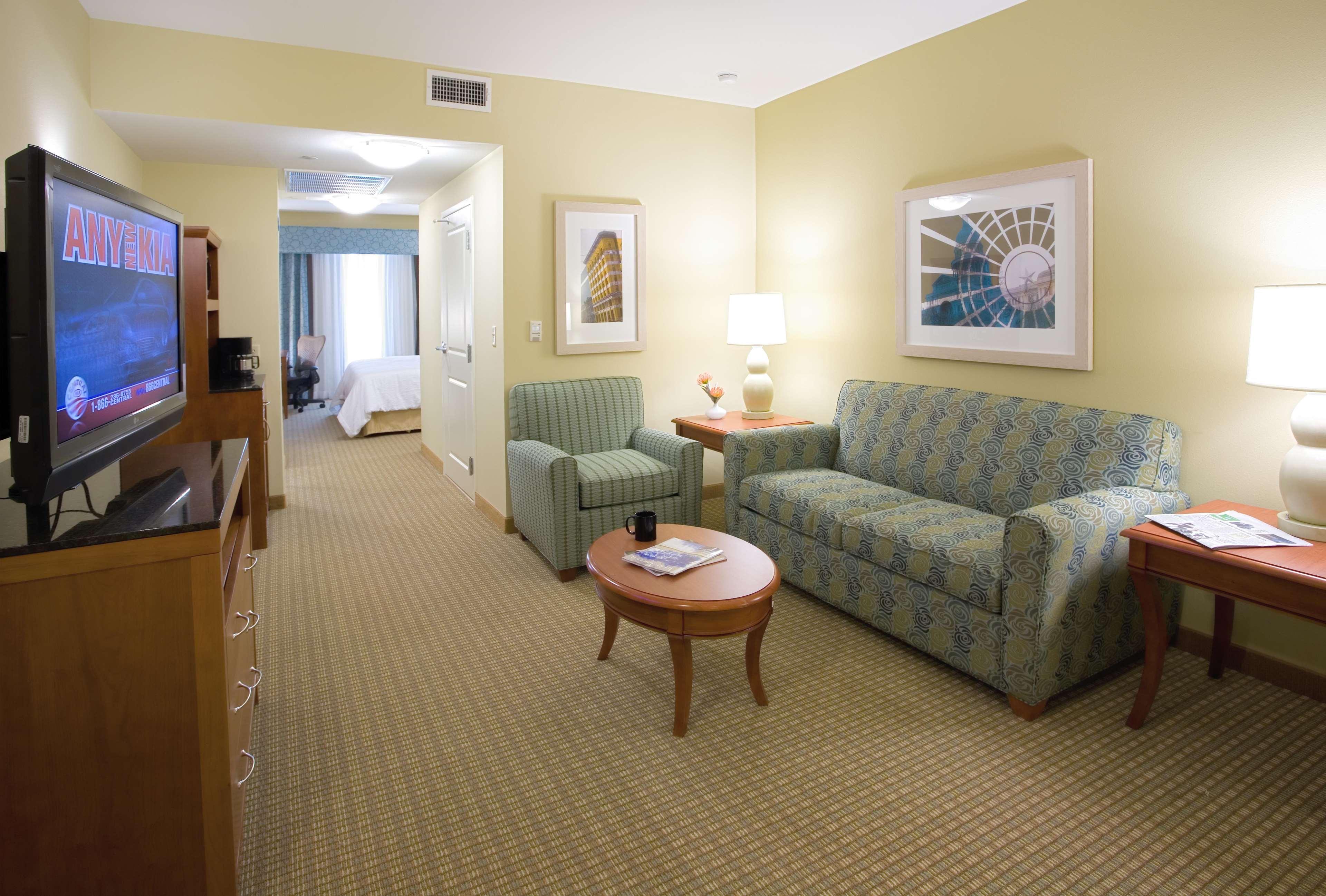 Hilton Garden Inn Dallas Richardson Exterior photo