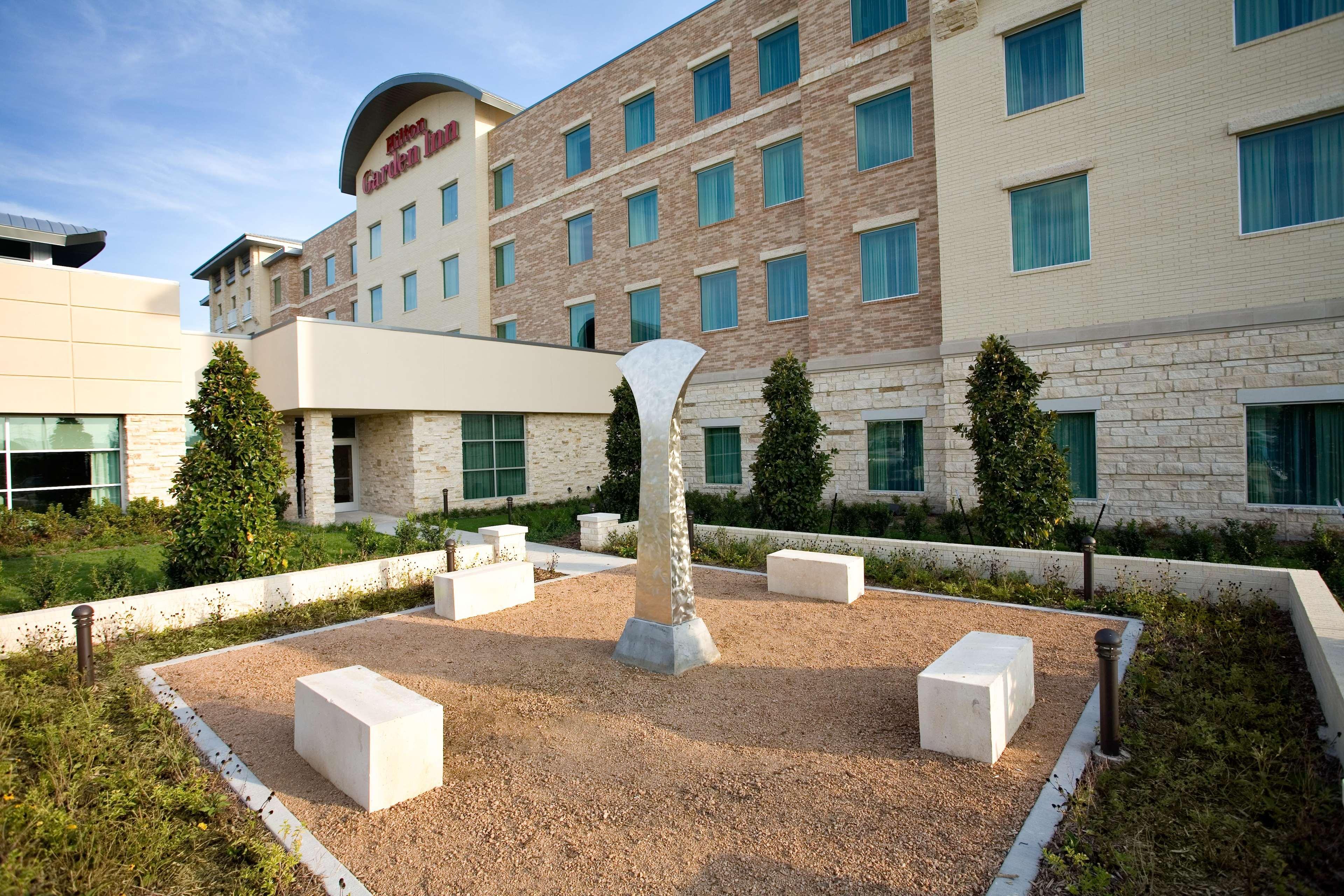 Hilton Garden Inn Dallas Richardson Exterior photo