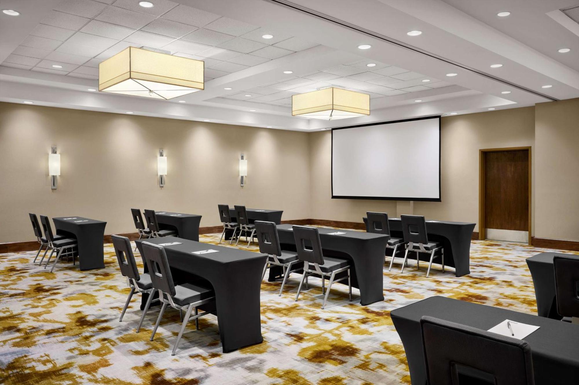 Hilton Garden Inn Dallas Richardson Exterior photo